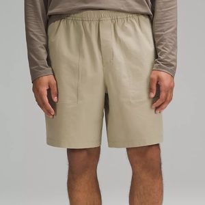 NWT Lululemon bowline shorts 8”